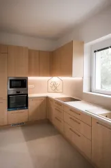 3 izbovy byt,100 m2,pivnica,súkromné parkovanie,predzáhradka