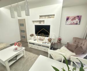 Predaj 2i bytu, 60 m2, 2 balkóny, pivnica, 1.posch. Nitra