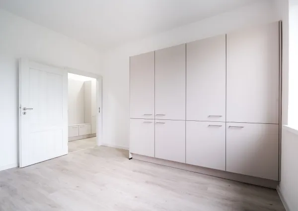 3 izbovy byt,100 m2,pivnica,súkromné parkovanie,predzáhradka