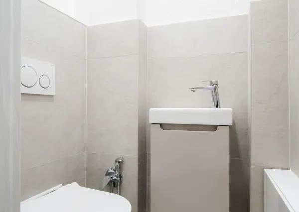 3 izbovy byt,100 m2,pivnica,súkromné parkovanie,predzáhradka