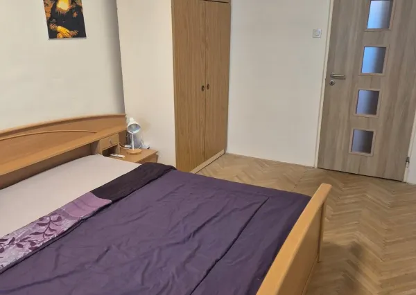 ZNÍŽENÁ CENA 3i byt s balkónom v centre Nitry, Párovce
