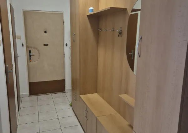 ZNÍŽENÁ CENA 3i byt s balkónom v centre Nitry, Párovce