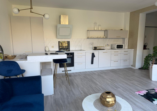 ZNÍŽENÁ CENA ZARIADENÉHO 2-I BYTU BALKÓN  VLASTNÉ PARKOVANIE