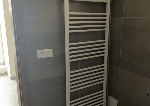 ZNÍŽENÁ CENA - garsónka v centre Nitry s balkónom a pivnicou