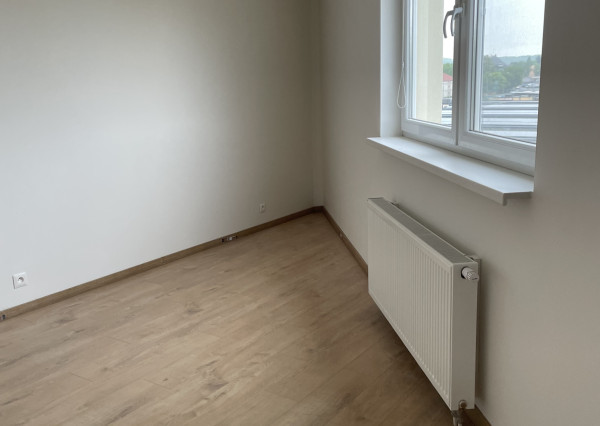 ZNÍŽENÁ CENA - garsónka v centre Nitry s balkónom a pivnicou