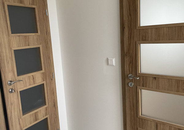 ZNÍŽENÁ CENA - garsónka v centre Nitry s balkónom a pivnicou