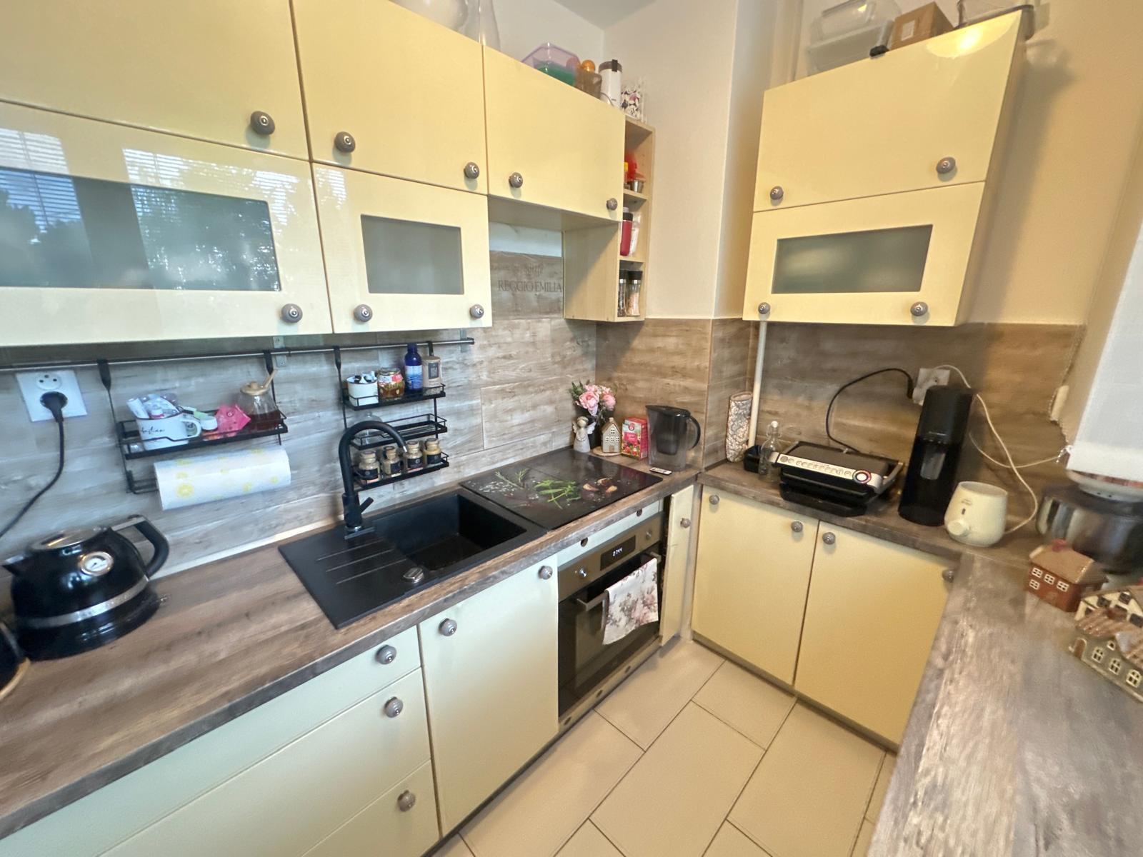 Predaj 2i bytu, 60 m2, 2 balkóny, pivnica, 1.posch. Nitra