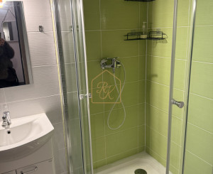 NA PRENÁJOM – VEĽKÁ GARSÓNKA S BALKÓNOM V CENTRE Nitry