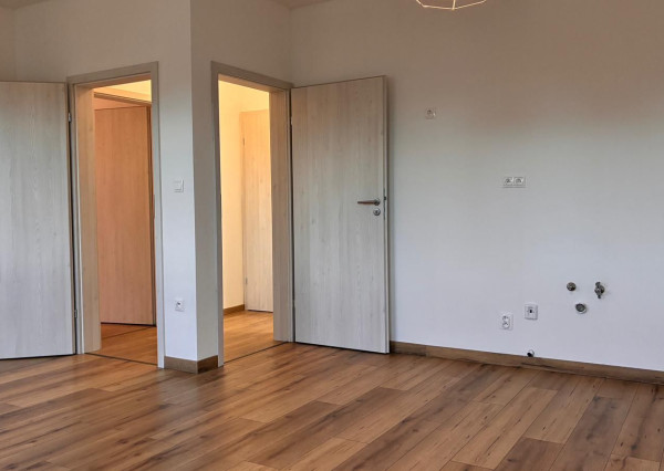 ZNÍŽENÁ CENA  - DOM, KDE SA BÝVANIE MENÍ NA POCIT DOMOVA