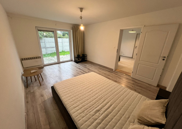 Predaj zrekonštr. 2,5 i bytu v rodinnom dome s parkovaním