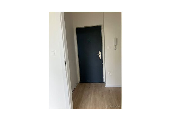 Na  predaj zrekonštr. 3-i byt v centre mesta Nitra,Párovská