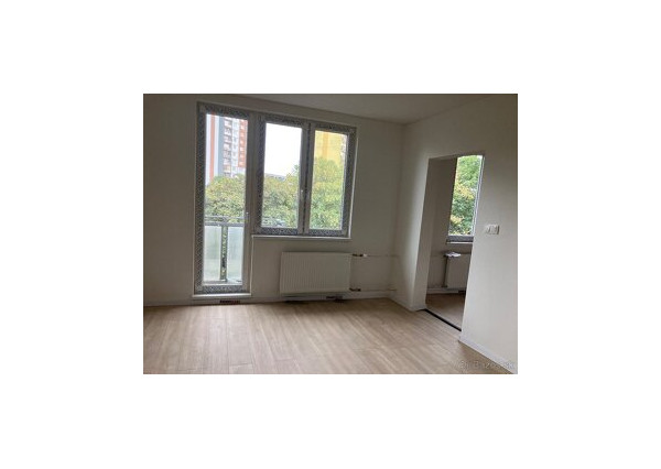 Na  predaj zrekonštr. 3-i byt v centre mesta Nitra,Párovská