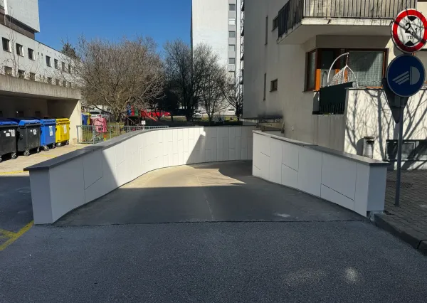 3-IZBOVÝ BYT S TERASOU A GARÁŽOVÝM STÁTÍM V KOMPLEXE AGRIA